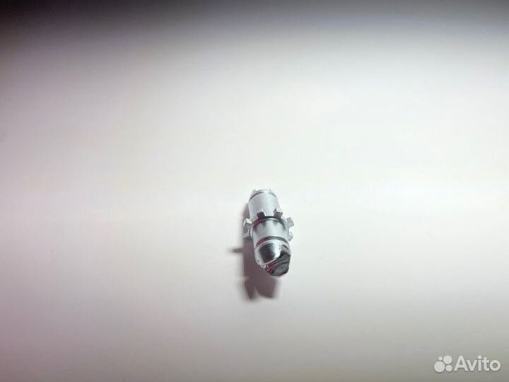 Регулятор колодок ручного тормоза правый Ssangyong