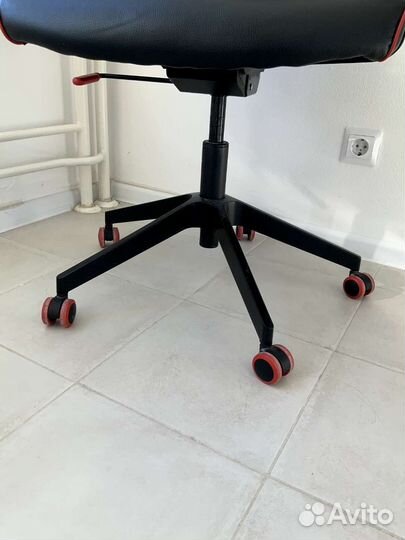 Игровое/рабочее кресло matchspel(матчспел) из икея