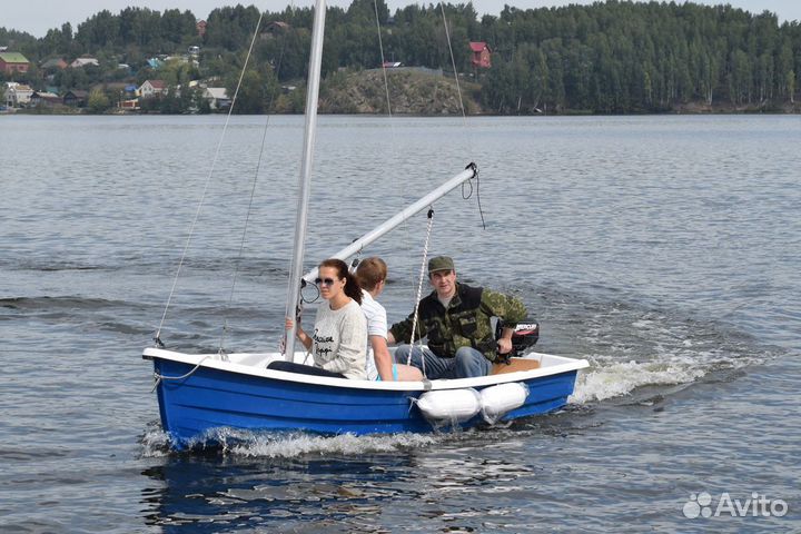 Лодка из пластика Виза Комби - 395