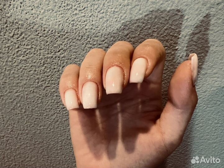 Маникюр в студии