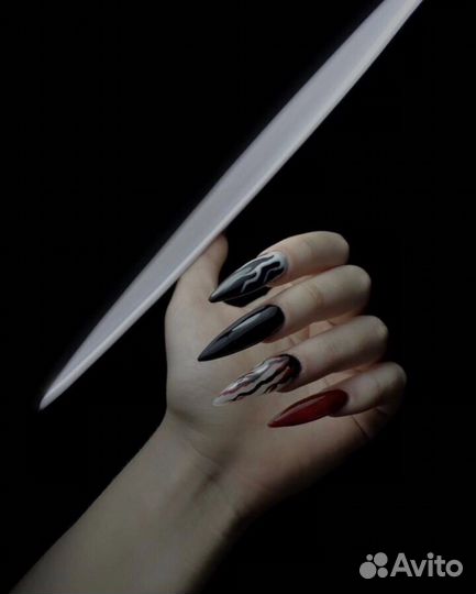 Наращивание ногтей