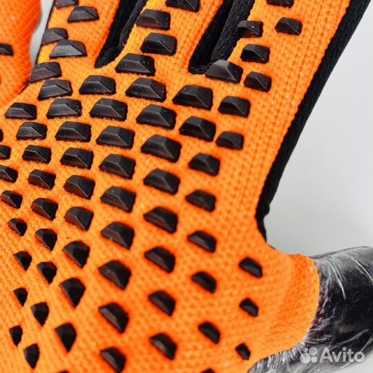 Вратарские перчатки adidas predator pro OB