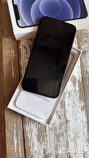 Телефон iPhone 12 128 гб