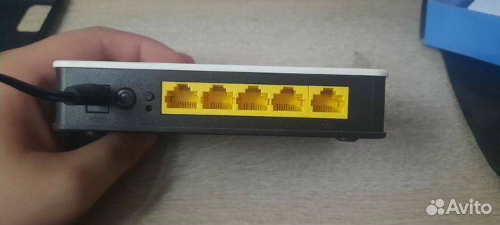 Роутер Sagemcom FaST 1744 v4 маршрутизатор