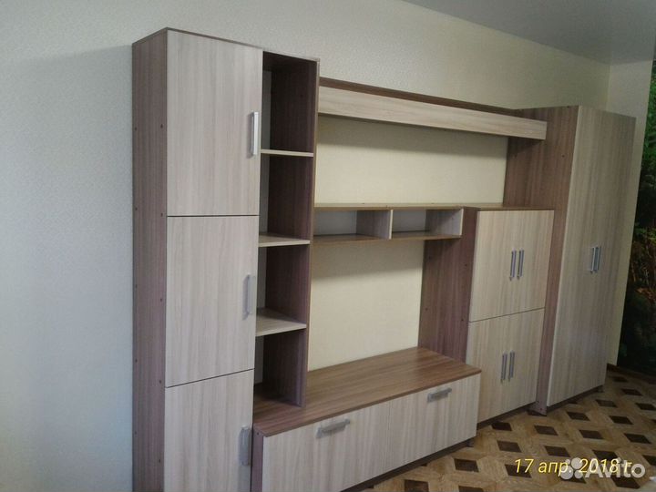 Стенка в гостиную со шкафом Венге
