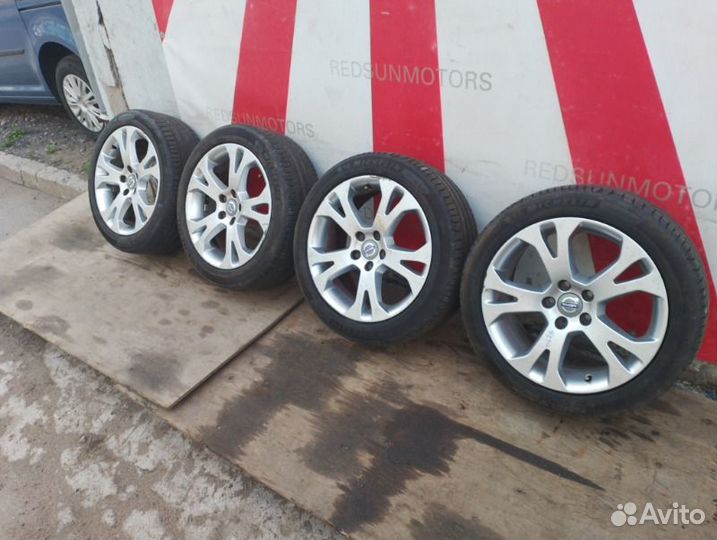 Колеса литые на Volvo Borbet 5x108 R17 225 45