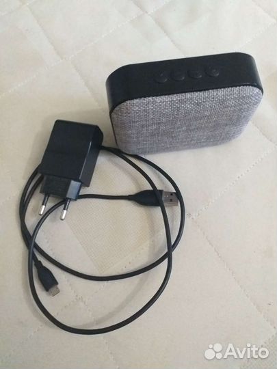 Блютуз колонка