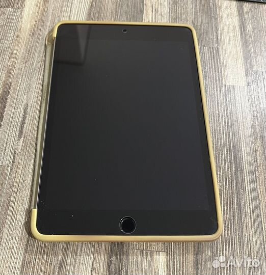 iPad mini 4