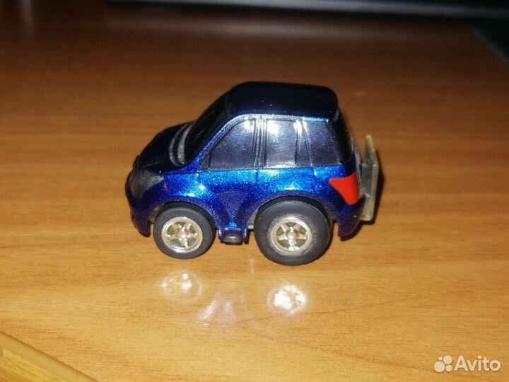 Модель машины Toyota Ist