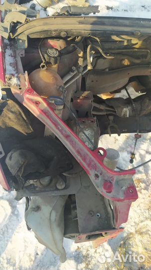 Правая четверть (красная) Пежо 307 рест