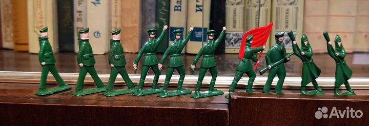 Солдаты революции