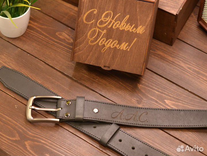 Мужской кожаный ремень ручной работы