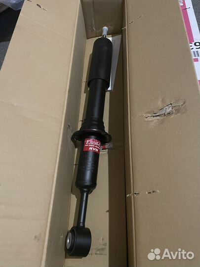 Амортизатор передний KYB 7410000