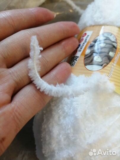 Пляжа плюшевая для вязания Alize softy белая