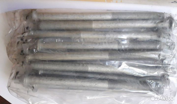 Комплект болтов гбц