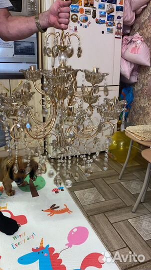 Продам люстру