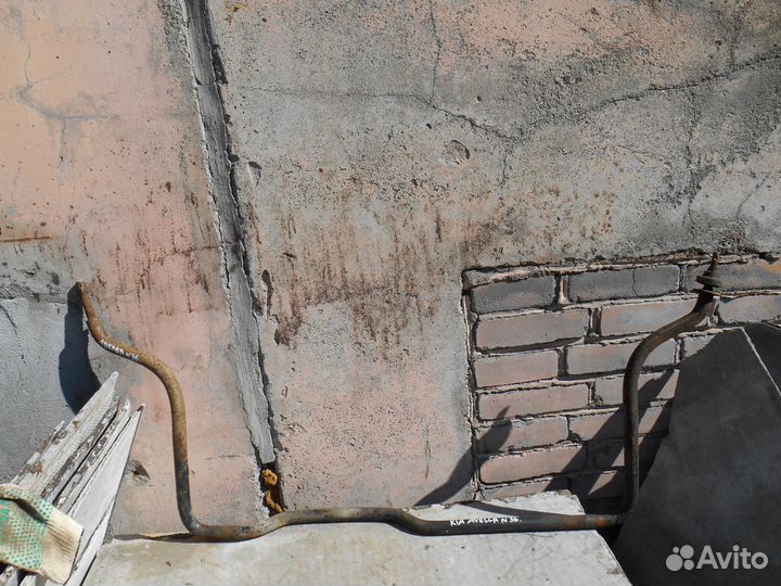 Передний стабилизатор Kia Avella