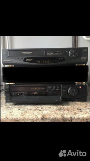 Видеомагнитофоны Panasonic и Sony