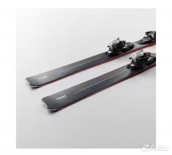 Горные лыжи с креплениями для фрирайда