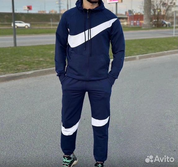 Костюм спортивный Nike