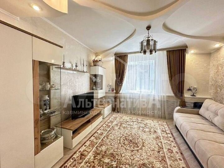 4-к. квартира, 75 м², 1/1 эт.