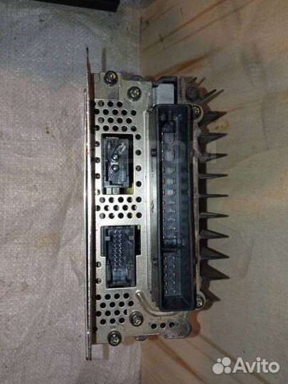 Audi A8 D3 усилитель аудио