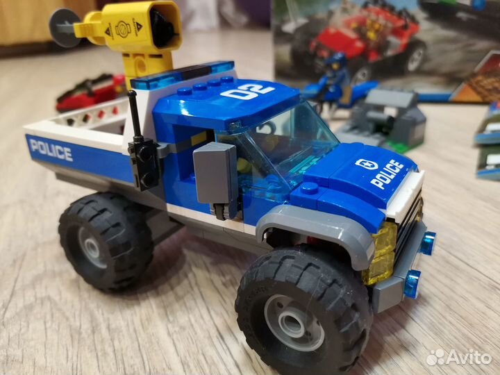 Lego City 60172 Погоня по грунтовой дороге