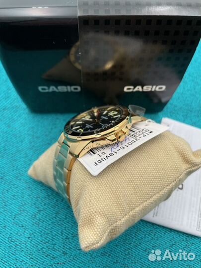 Мужские наручные часы Casio Collection MTP-VD01G-1