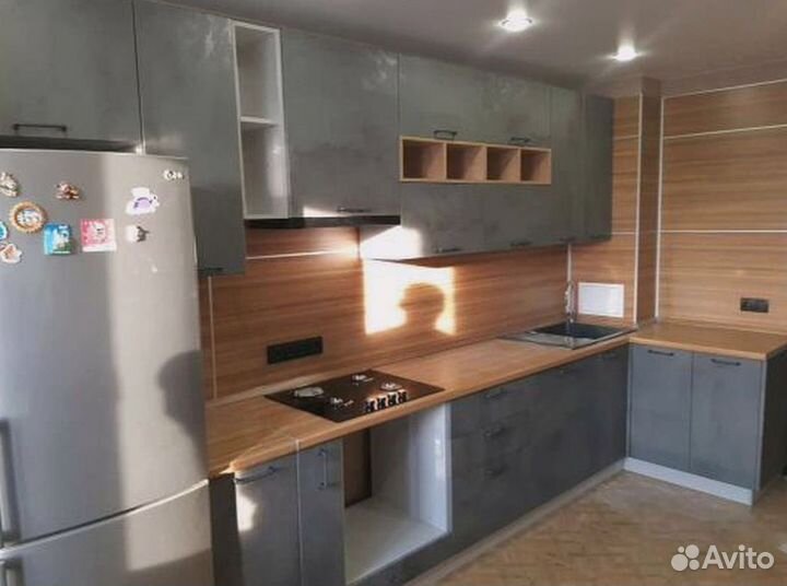 Кухонный гарнитур угловой