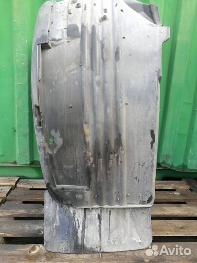 Подкрылок кабины зад. лев. Scania 5-Series 2005