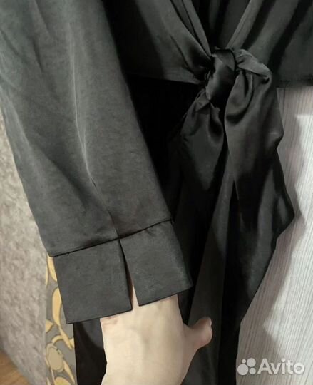 Вечернее атласное платье