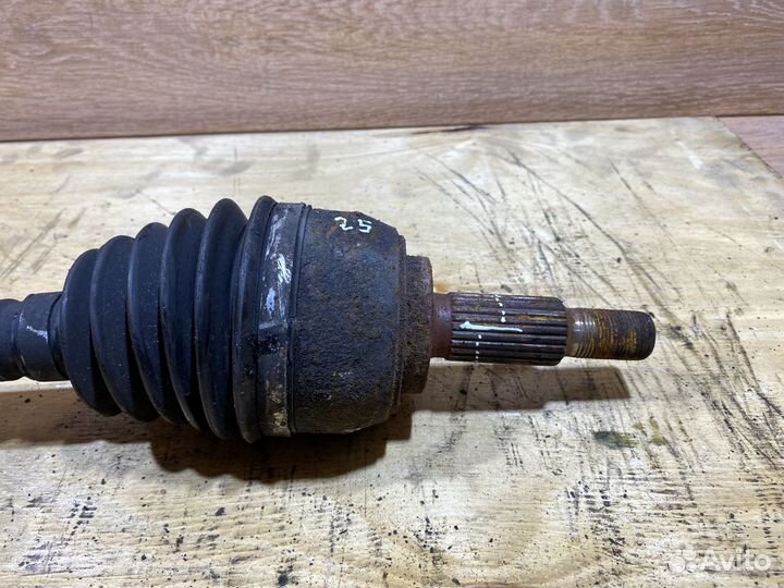 Приводной вал левый Megane 2, Scenic 2 2,0 МКПП