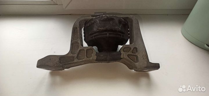 Опора двигателя ford focus 2