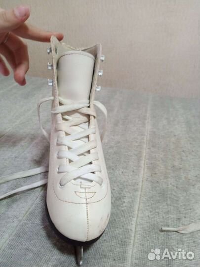 Коньки женские детские