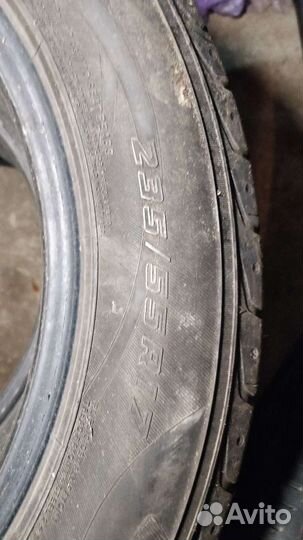 Yokohama 106ZS 235/55 R17