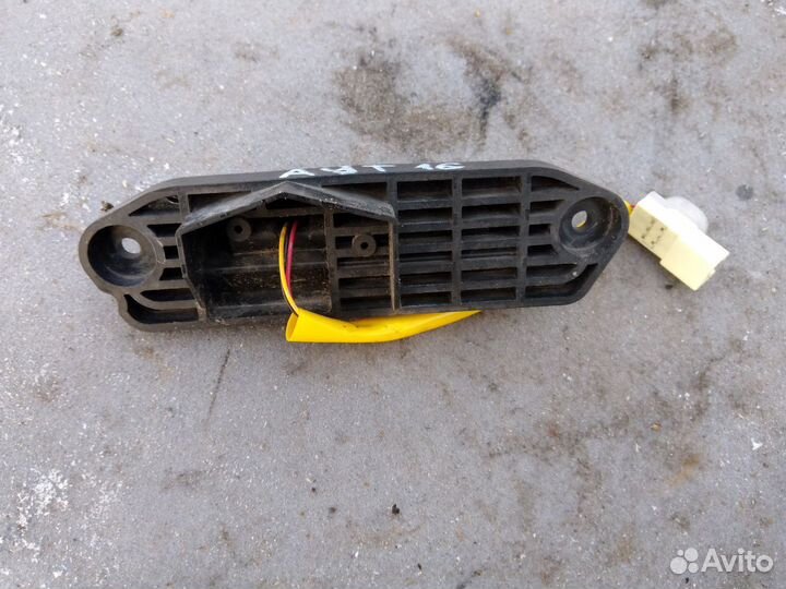 Кнопка открывания багажника Mitsubishi Outlander 3