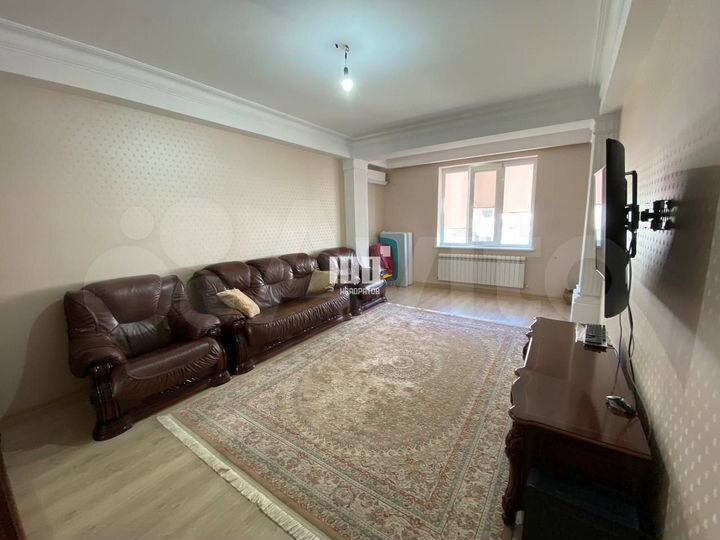 2-к. квартира, 82 м², 5/6 эт.