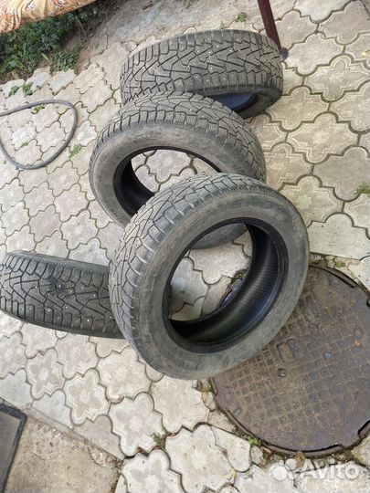 Pirelli Ice Zero 195/60 R15