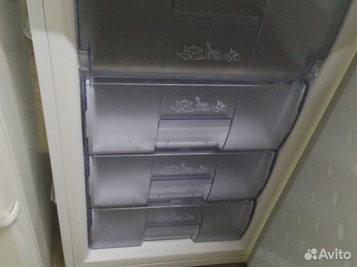 Холодильник бу beko