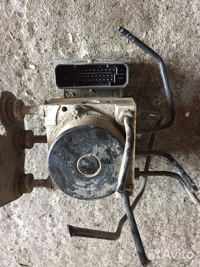 Блок ABS (насос) для VW Polo (HB) 2009) Fabia 2007