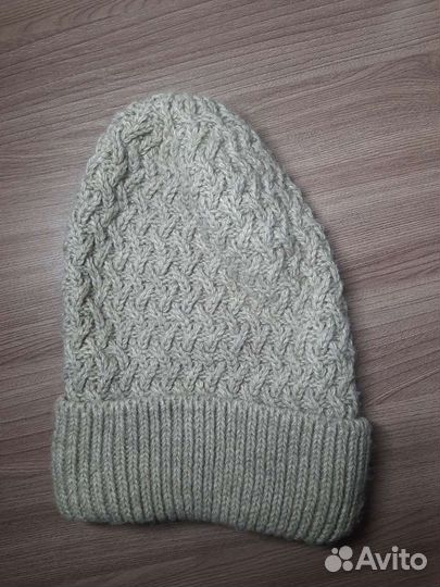 Шапка женская вязаная