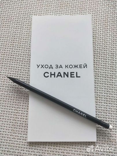 Chanel карандаш простой с резинкой