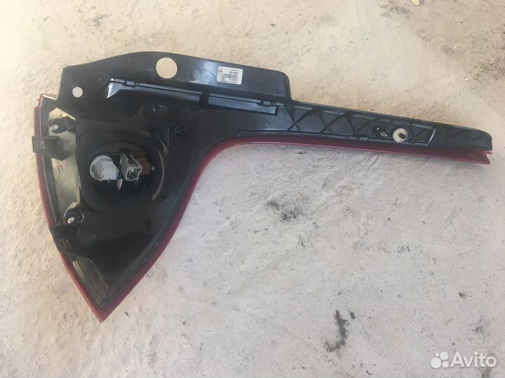 Фонарь задний левый Volvo CX60 с 2008