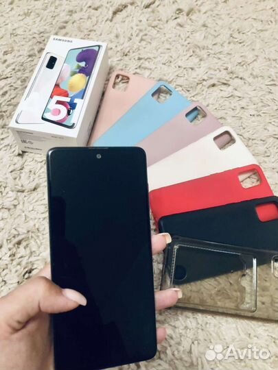 Телефон Samsung galaxy a51