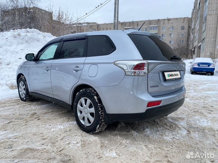 Mitsubishi Outlander 2.0 CVT, 2014, 112 000 км