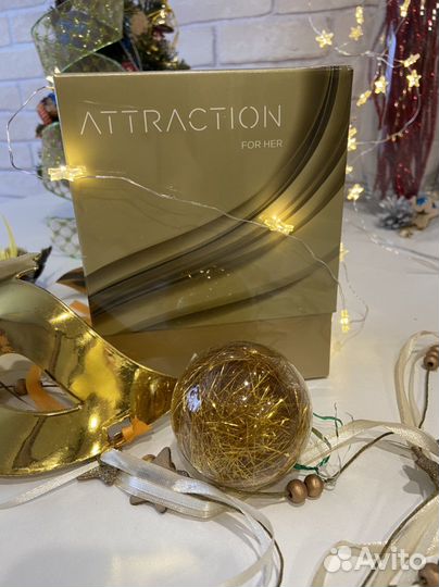 Avon: Набор Attraction для нее