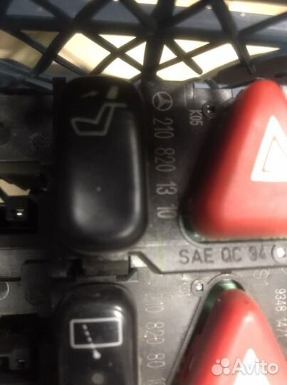 Кнопка аварийки mercedes w210