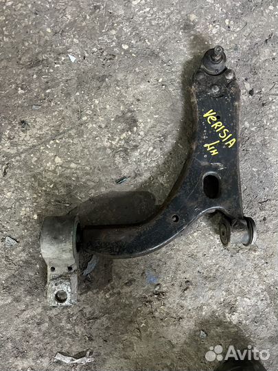 Рычаг передний Mazda Verisa Demio
