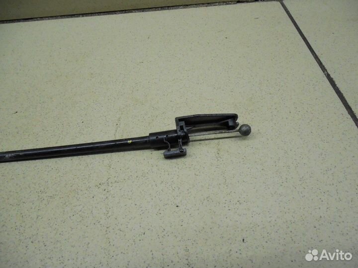 Трос открывания капота Yeti 2009