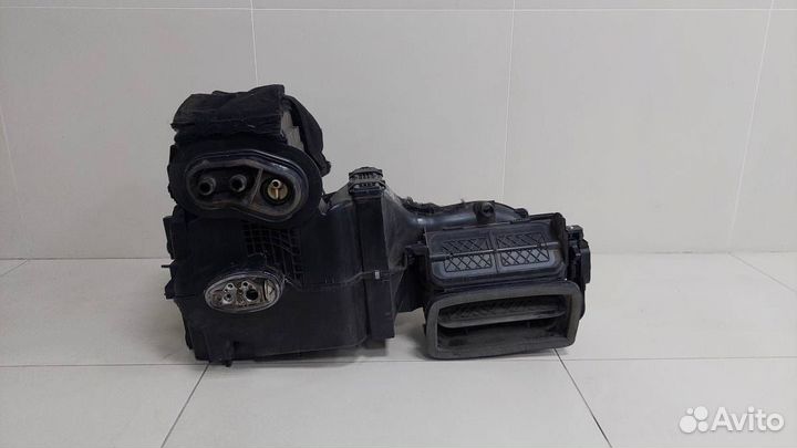 Корпус отопителя Skoda Rapid 2012-2020